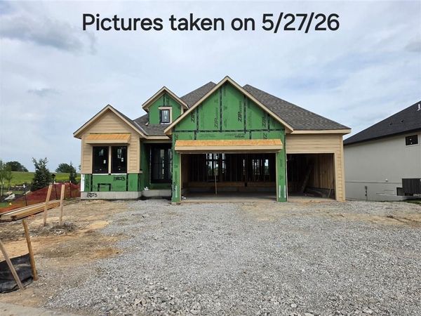 11203 S Sunray Drive, Olathe, KS 66061