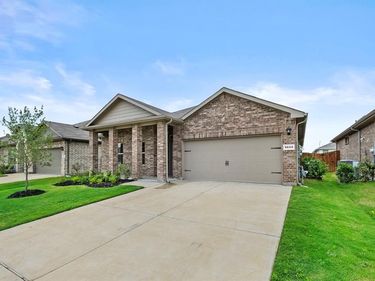 9644 Brickridge Lane, Fort Worth, TX 76036
