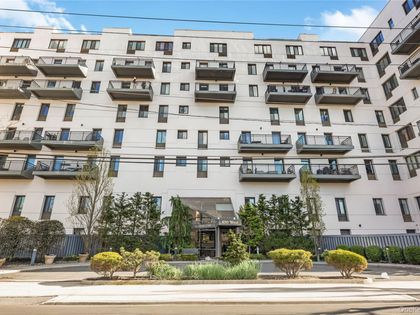 100 W Broadway Long Beach, NY 11561