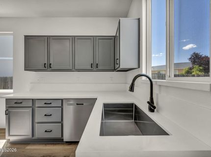2141 Sapphire Ridge Way, Reno, NV 89523 Photo