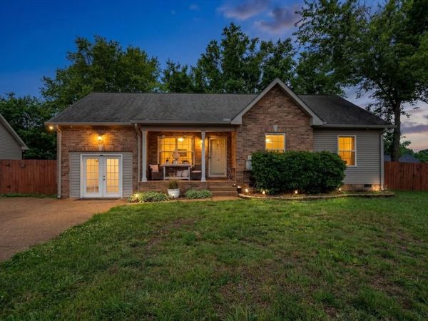 102 Atwood Ct , Lebanon, TN 37087