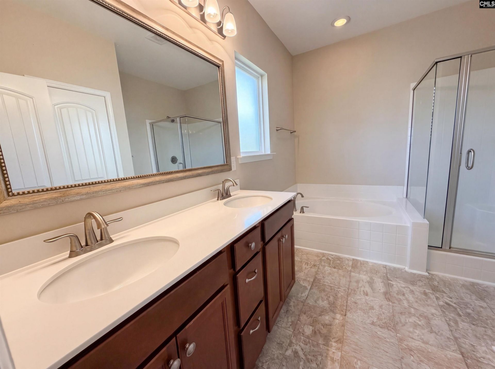 149 Madison Park Drive  Photo 16