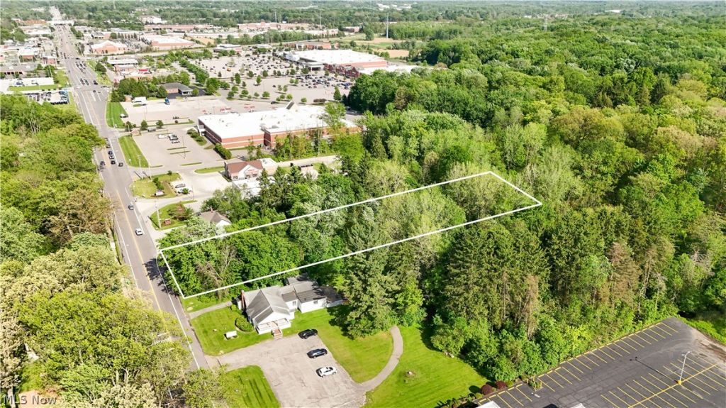 E Aurora Road , Northfield Center, OH 44067