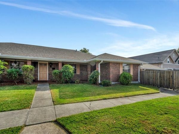 1424 CARROLLTON Avenue, Metairie, LA 70005