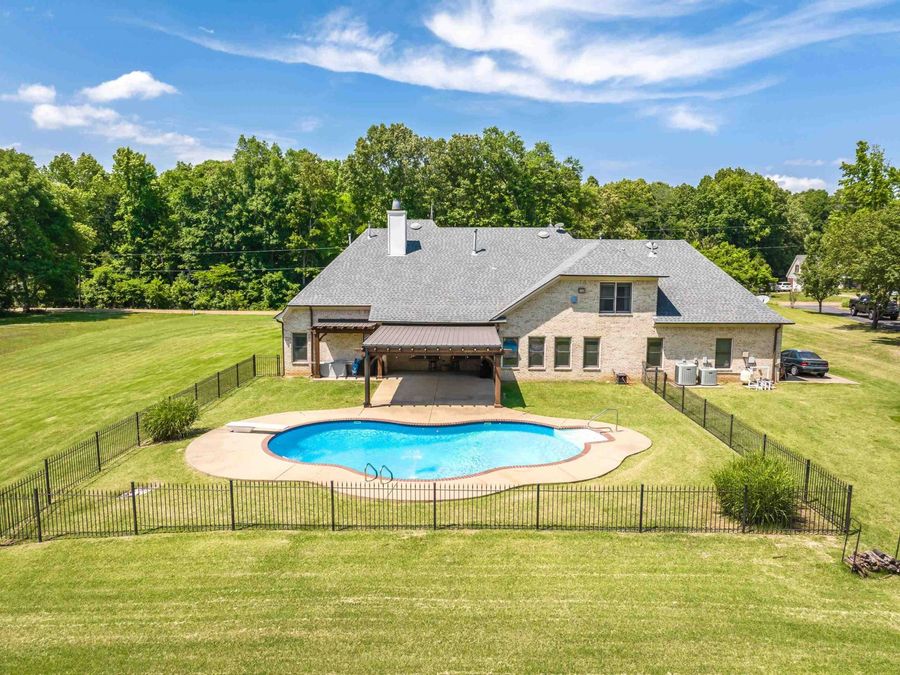 Property Image 38