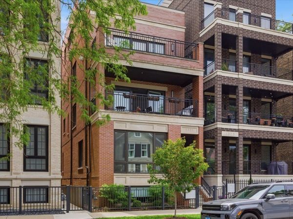 1321 W Wrightwood Avenue, Unit 3, Chicago, IL 60614