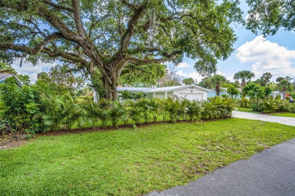 1046 29th Street , Vero Beach, FL 32960 Photo
