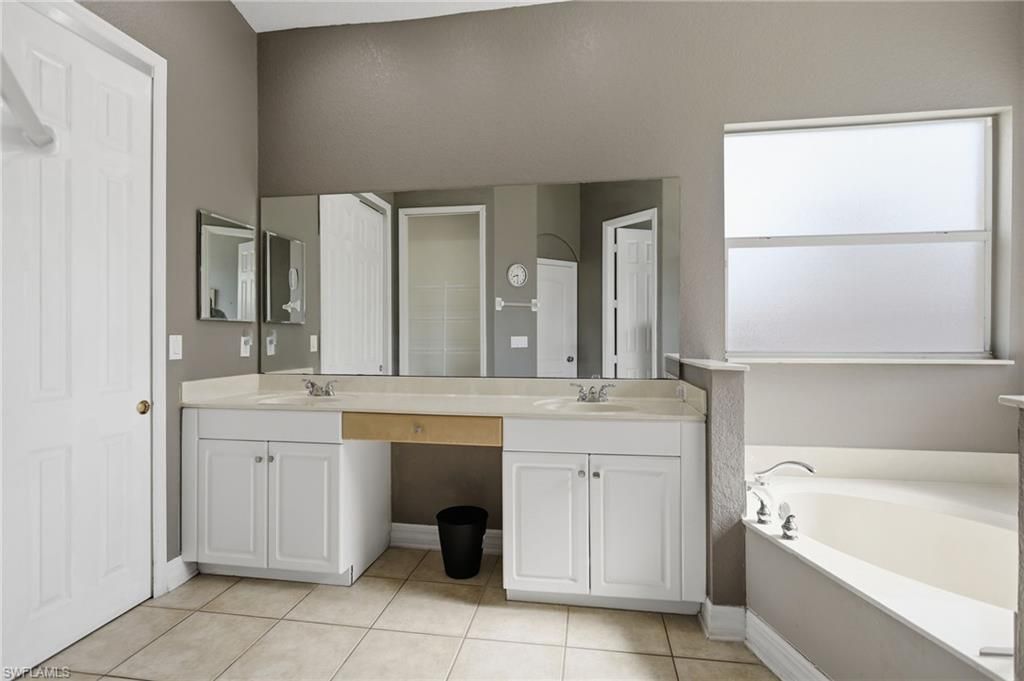 711 Crestline Ave S, Lehigh Acres, FL 33974 Photo