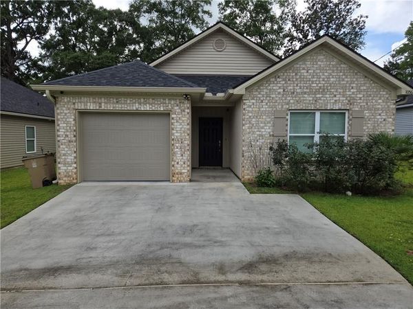 1056 Pinemont Drive, Mobile, AL 36609
