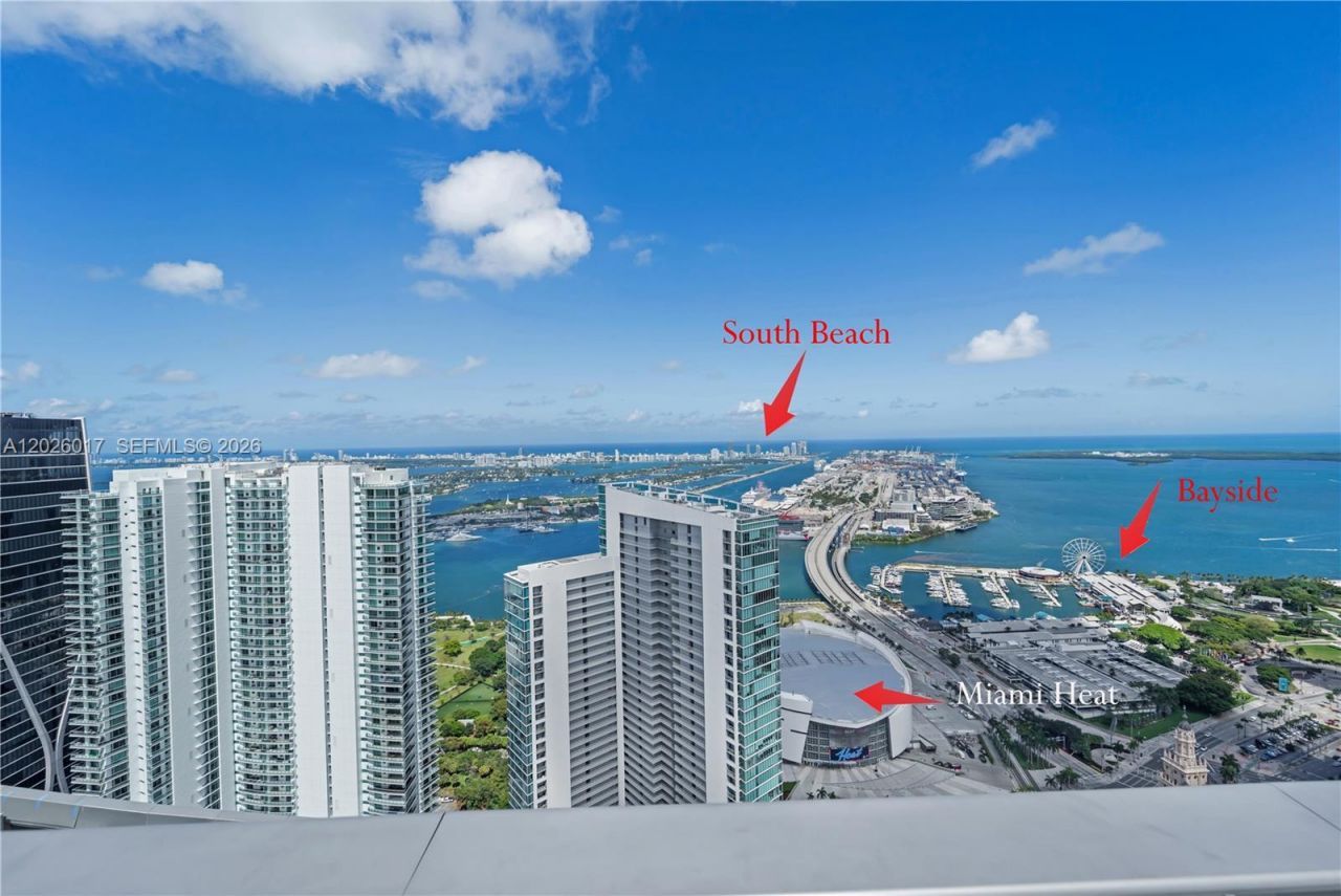 851 NE 1st Ave, Unit 4201, Miami, FL 33132 Photo