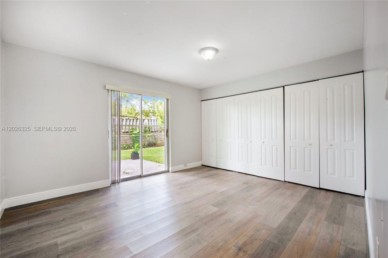 6198 SW 63rd St, South Miami, FL 33143 Photo