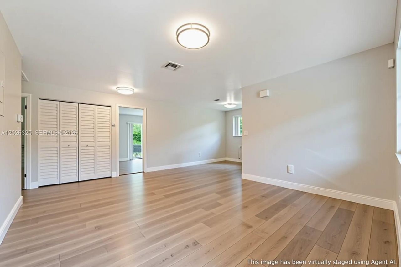 6198 SW 63rd St, South Miami, FL 33143 Photo