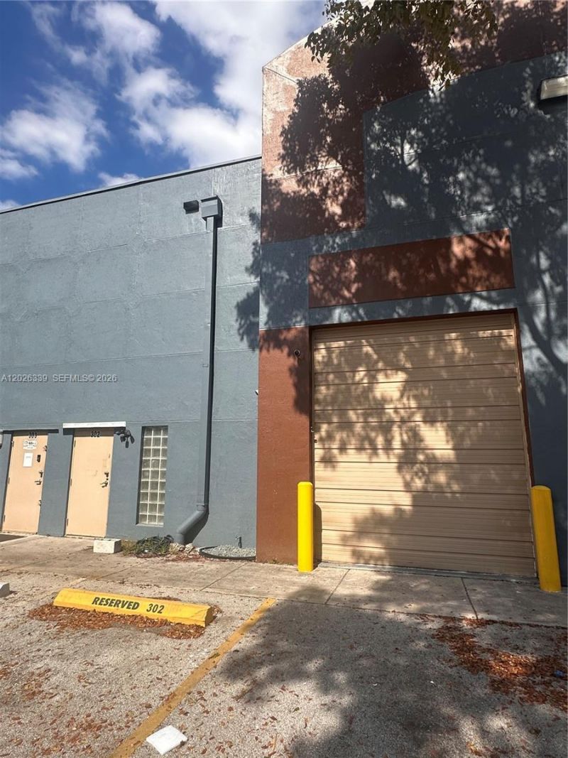 20200 NW 2nd Ave , Unit C2, Miami Gardens, FL 33169 Photo