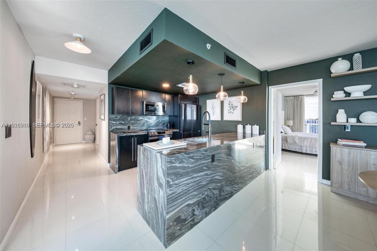 665 NE 25th St, Unit 1805, Miami, FL 33137 Photo