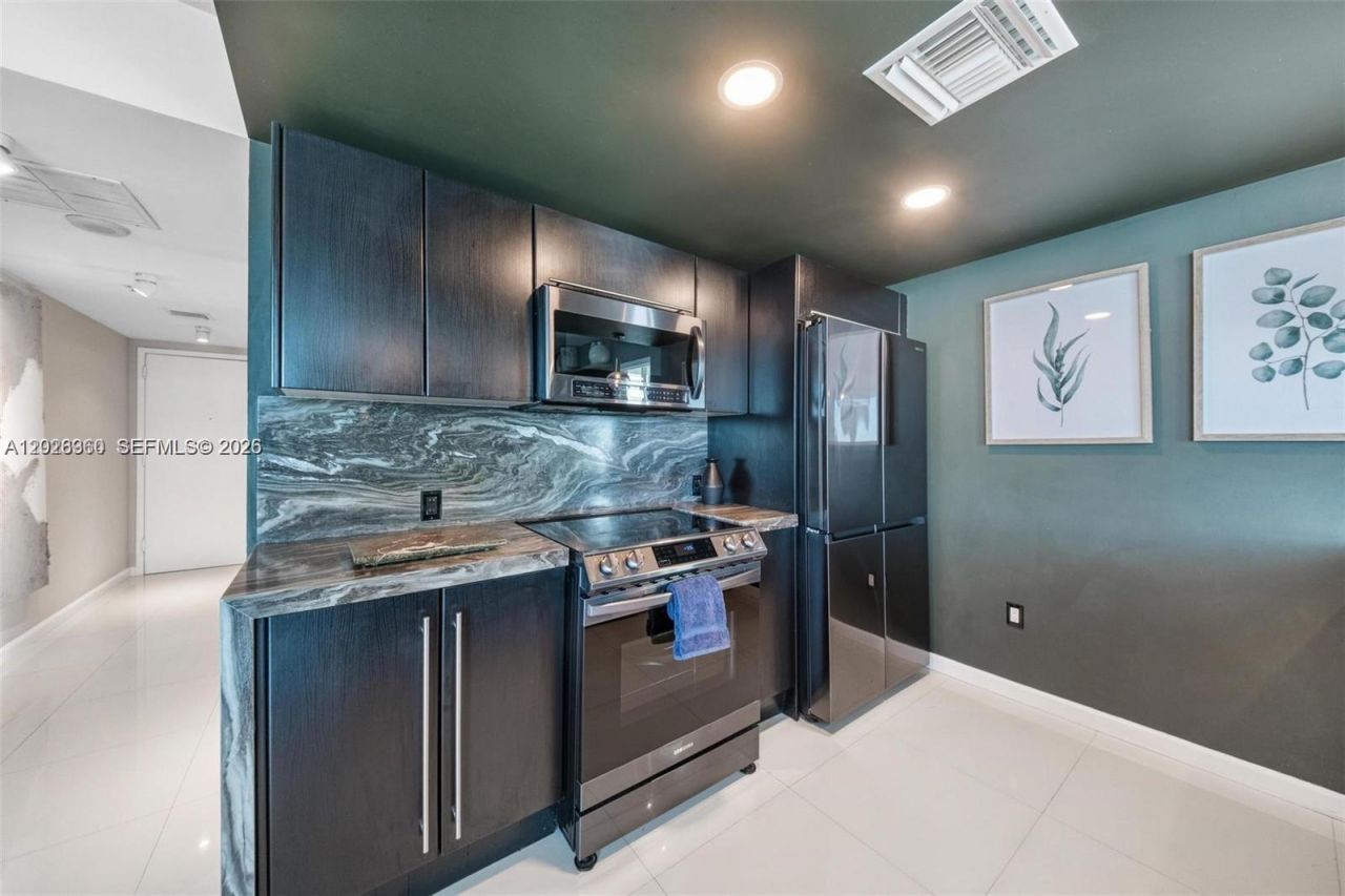665 NE 25th St, Unit 1805, Miami, FL 33137 Photo