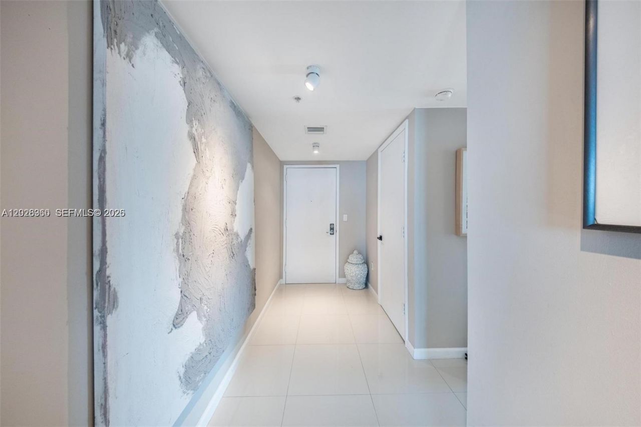 665 NE 25th St, Unit 1805, Miami, FL 33137 Photo