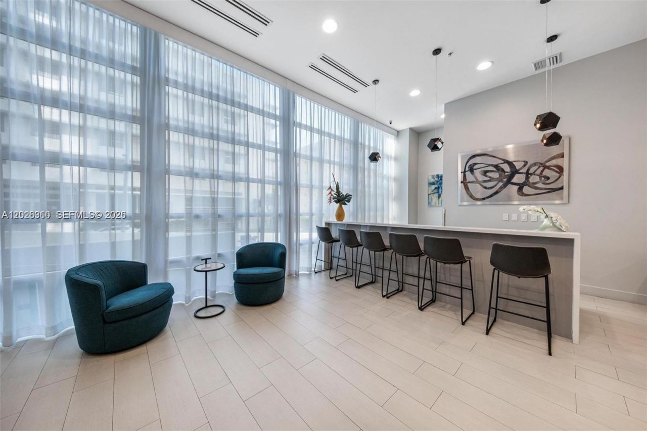 665 NE 25th St, Unit 1805, Miami, FL 33137 Photo