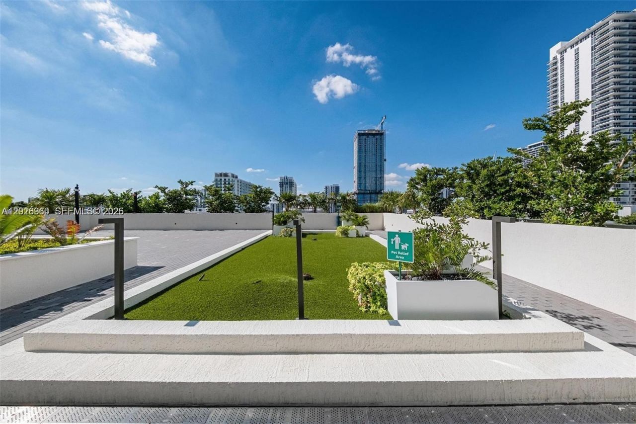 665 NE 25th St, Unit 1805, Miami, FL 33137 Photo