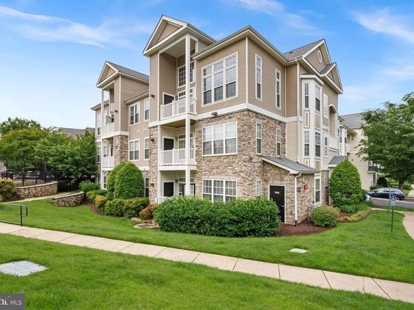 504 SUNSET VIEW TERRACE SE, Unit 304, LEESBURG, VA 20175