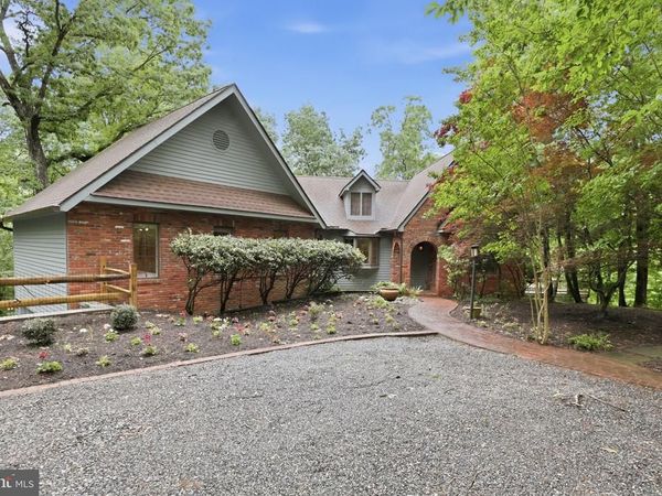 2809 CLOVE LANE, EDGEWATER, MD 21037