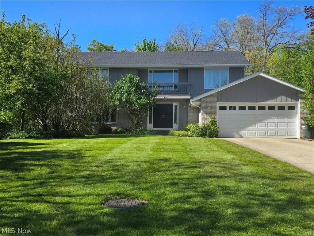 3860 Beechmont Oval , Orange Village, OH 44122 Main Photo