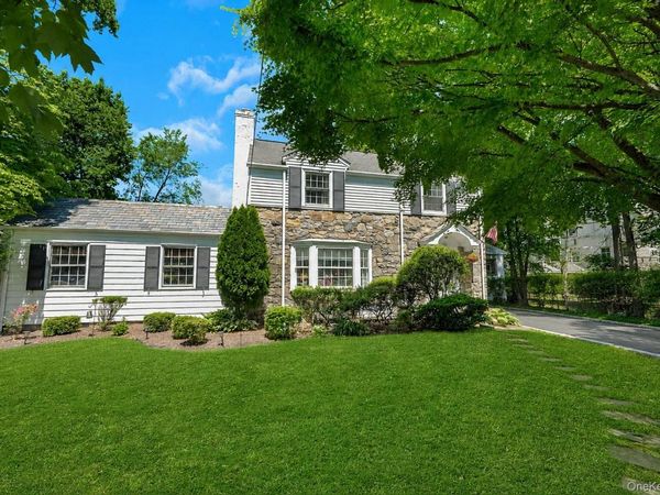 29 Deerfield Avenue, Eastchester, NY 10709