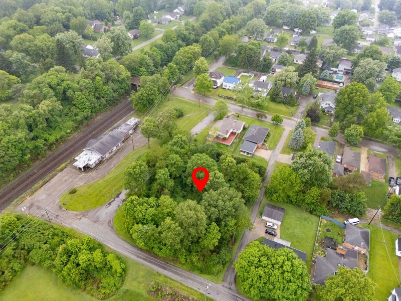 - Walnut , Sidney, OH 45365 Photo 3