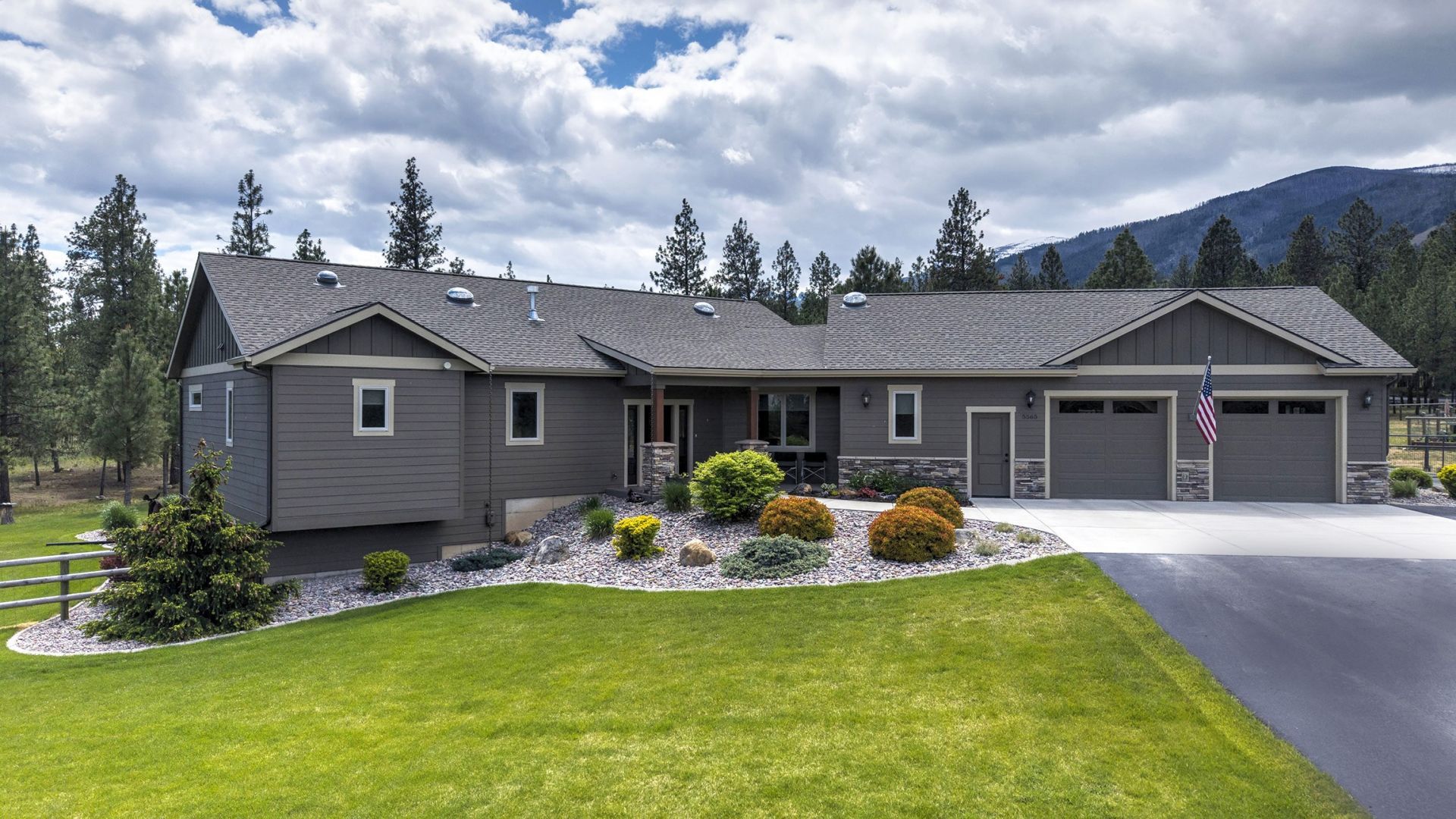 5565 Whitetail Lane, Florence, MT 59833 Main Photo