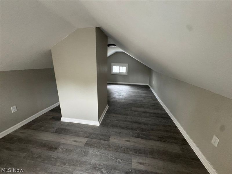 3317 Tate Avenue , Cleveland, OH 44109 Photo 17