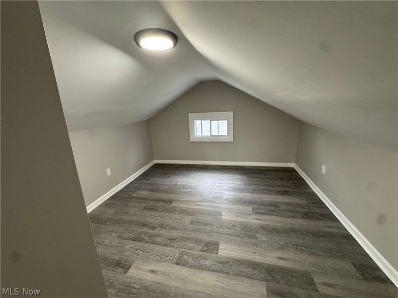 3317 Tate Avenue , Cleveland, OH 44109 Photo 18