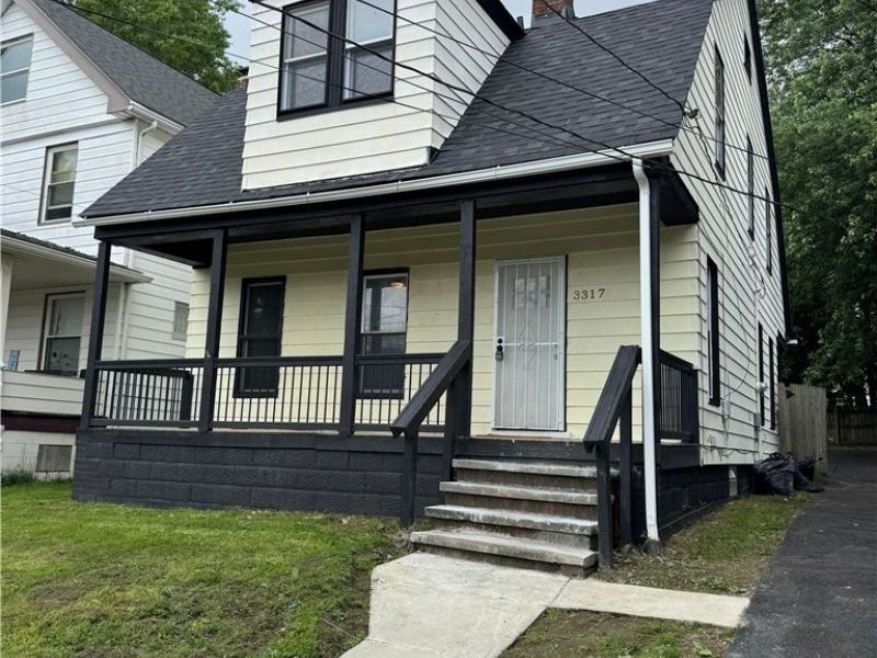 3317 Tate Avenue , Cleveland, OH 44109 Photo 2