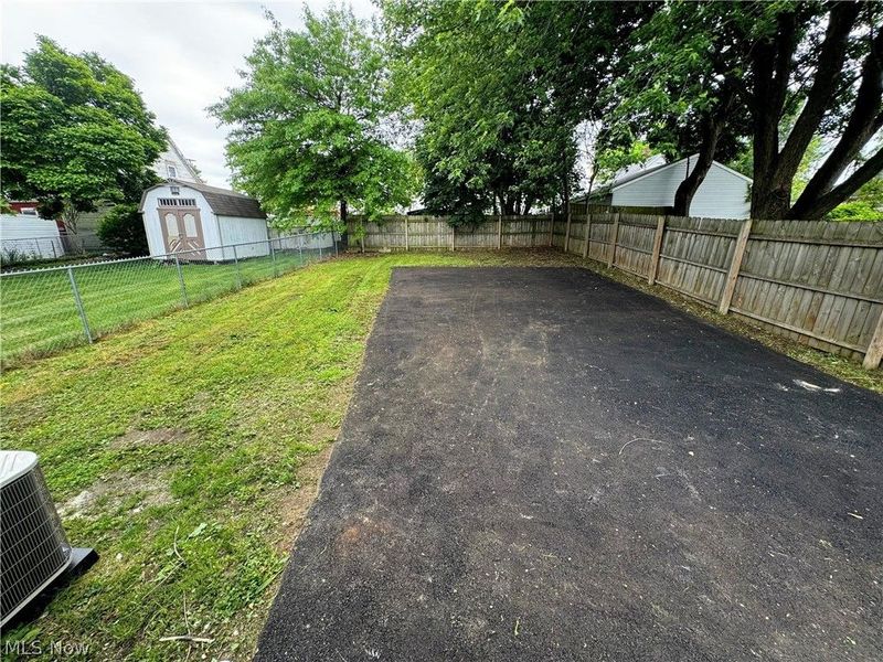 3317 Tate Avenue , Cleveland, OH 44109 Photo 25