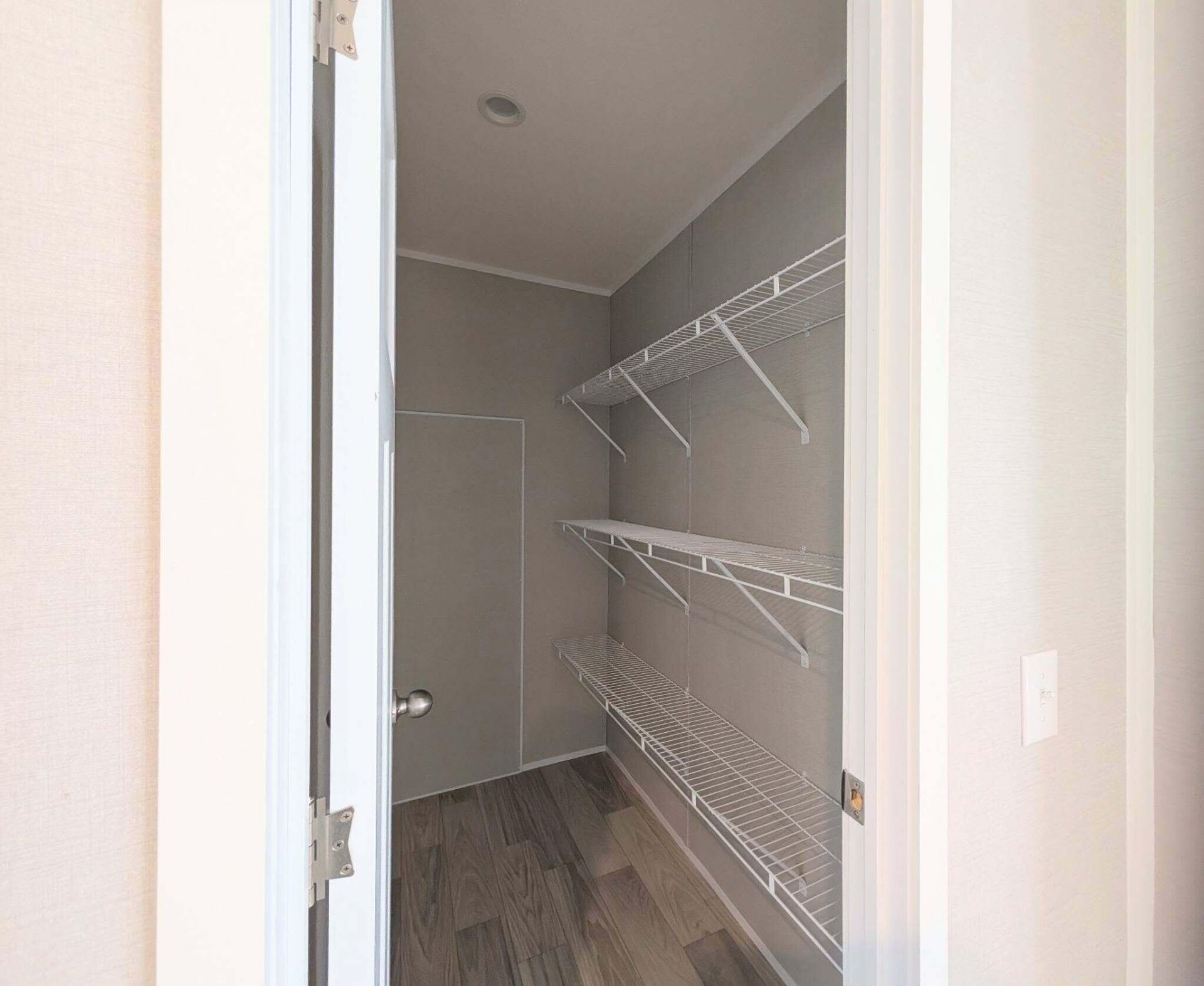 208 Shannon Road Photo 15