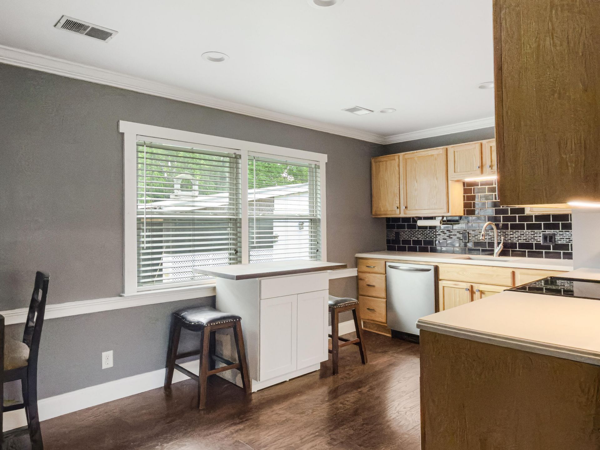 124 Kathryn Drive Photo 11