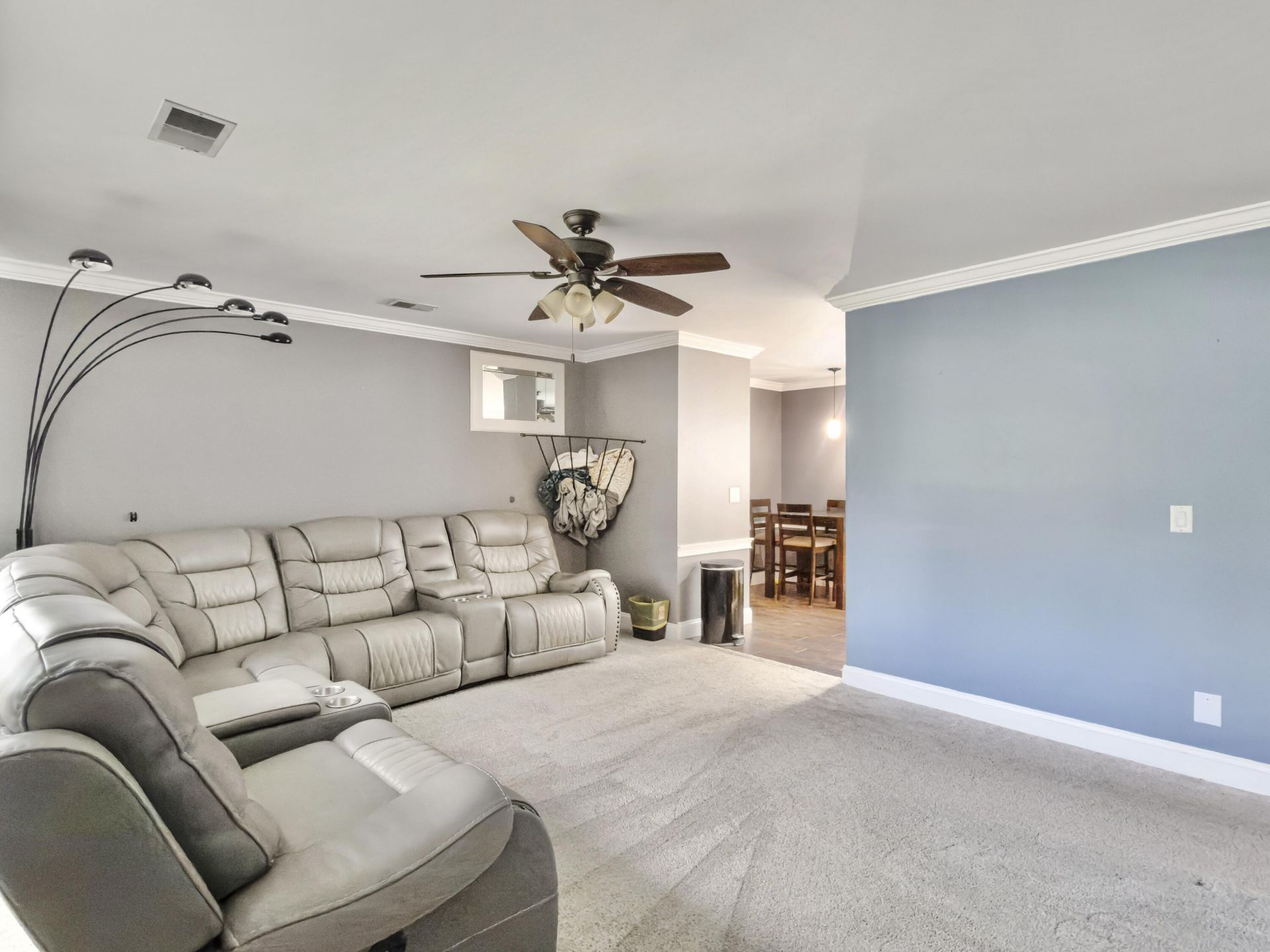 124 Kathryn Drive Photo 5