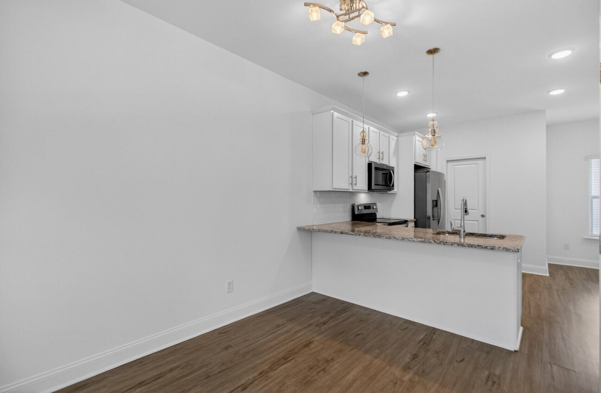 1252 Allusion Lane Photo 10