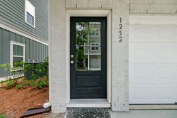 1252 Allusion Lane photo 4