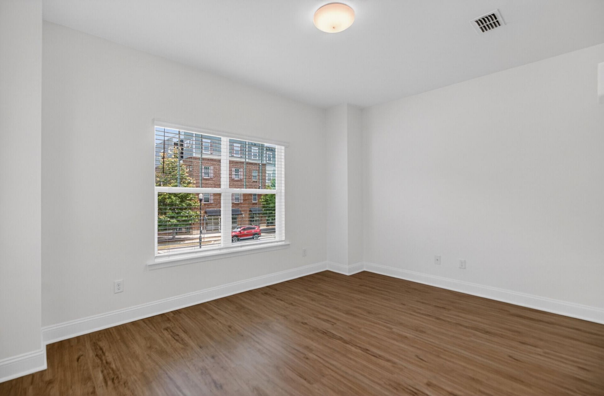 1252 Allusion Lane Photo 7