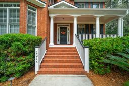 2216 Black Oak Court photo 4