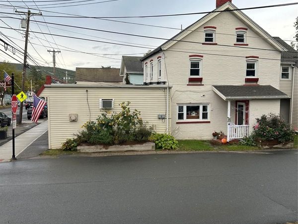 135 Sullivan Street , Unit Downstairs, Wurtsboro, NY 12790
