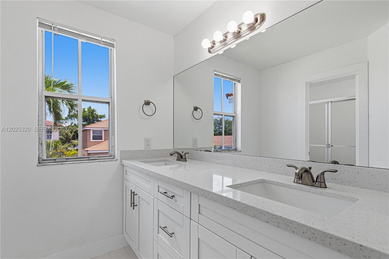 7378 Flores Way , Margate, FL 33063 Photo