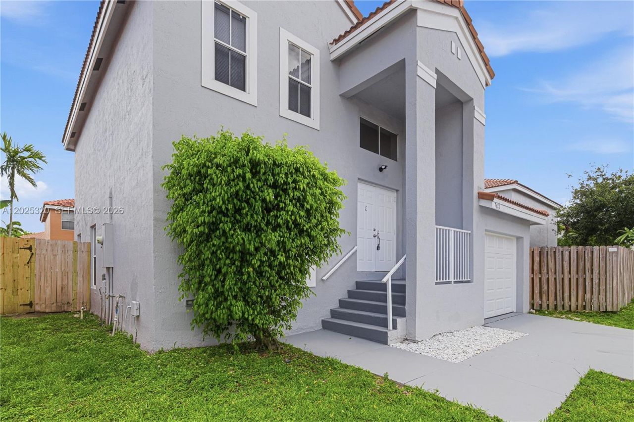 7378 Flores Way , Margate, FL 33063 Photo