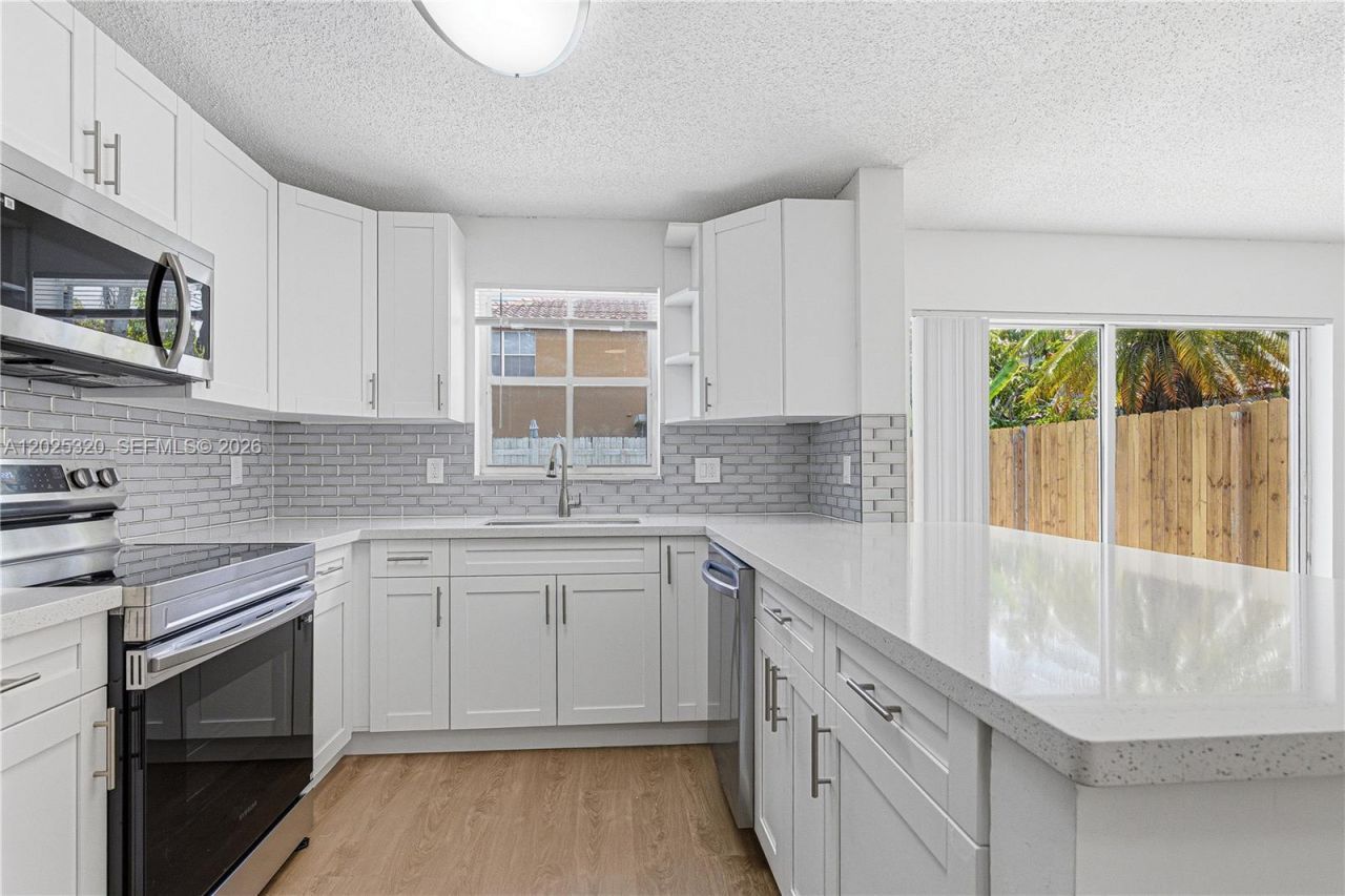 7378 Flores Way , Margate, FL 33063 Photo