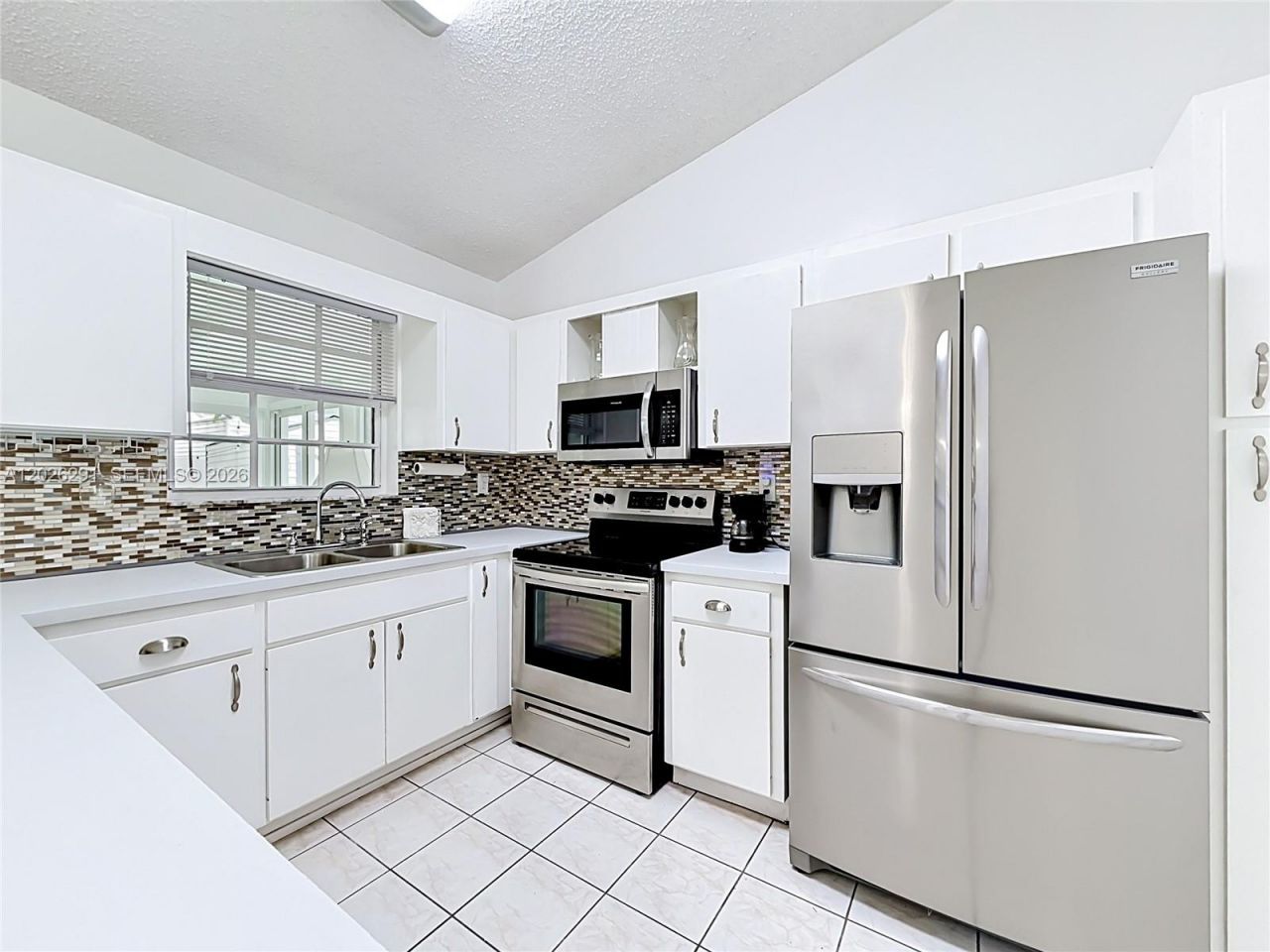 15050 SW 63rd St, Miami, FL 33193 Photo