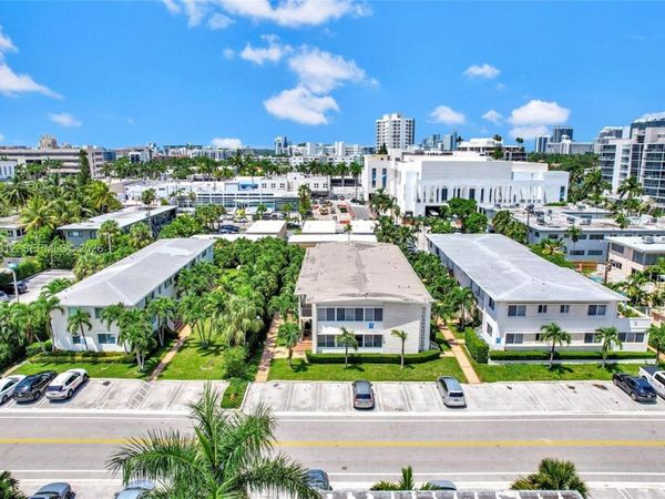1043 94th St , Unit 2, Bay Harbor Islands, FL 33154