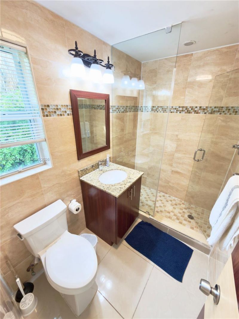 1043 94th St , Unit 2, Bay Harbor Islands, FL 33154 Photo