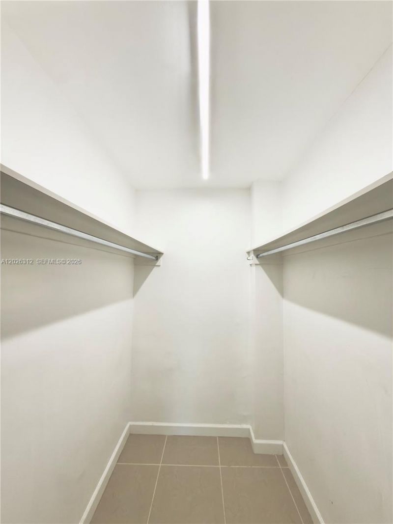 1043 94th St , Unit 2, Bay Harbor Islands, FL 33154 Photo