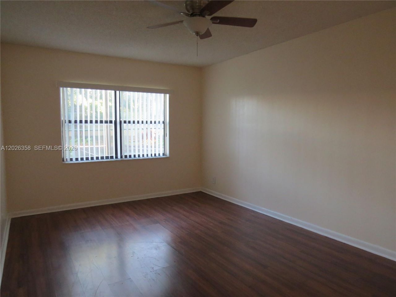 8290 Lake Dr , Unit 143, Doral, FL 33166 Photo