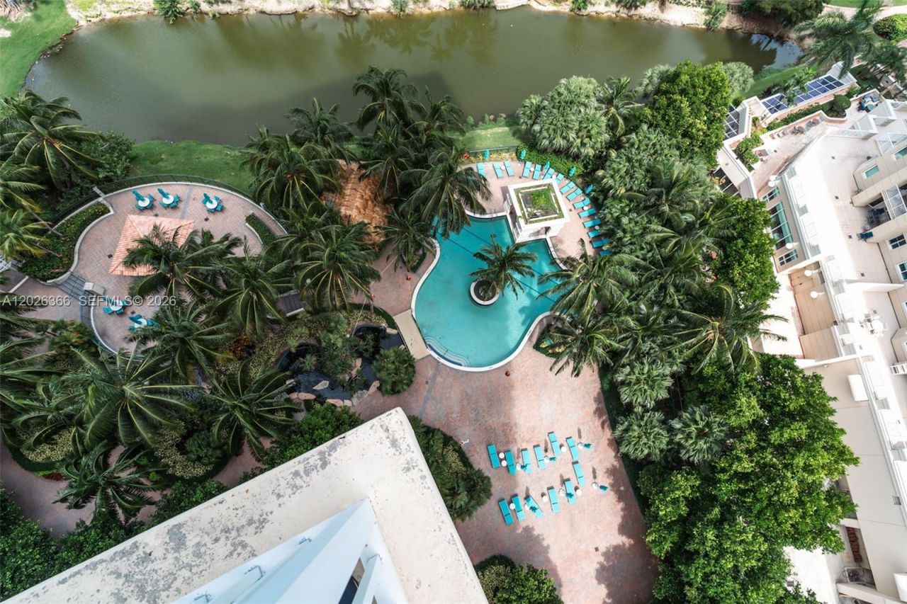 19501 W Country Club Dr, Unit 1603, Aventura, FL 33180 Photo
