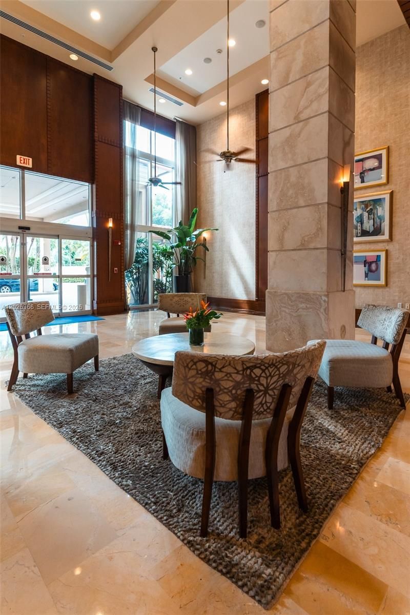19501 W Country Club Dr, Unit 1603, Aventura, FL 33180 Photo